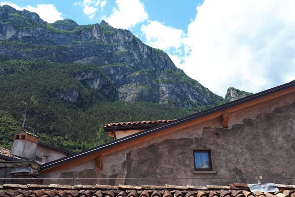 Schoenes Altstadt-Apartment "Dolce Vita" Inkl Parkplatz Riva del Garda Exterior foto